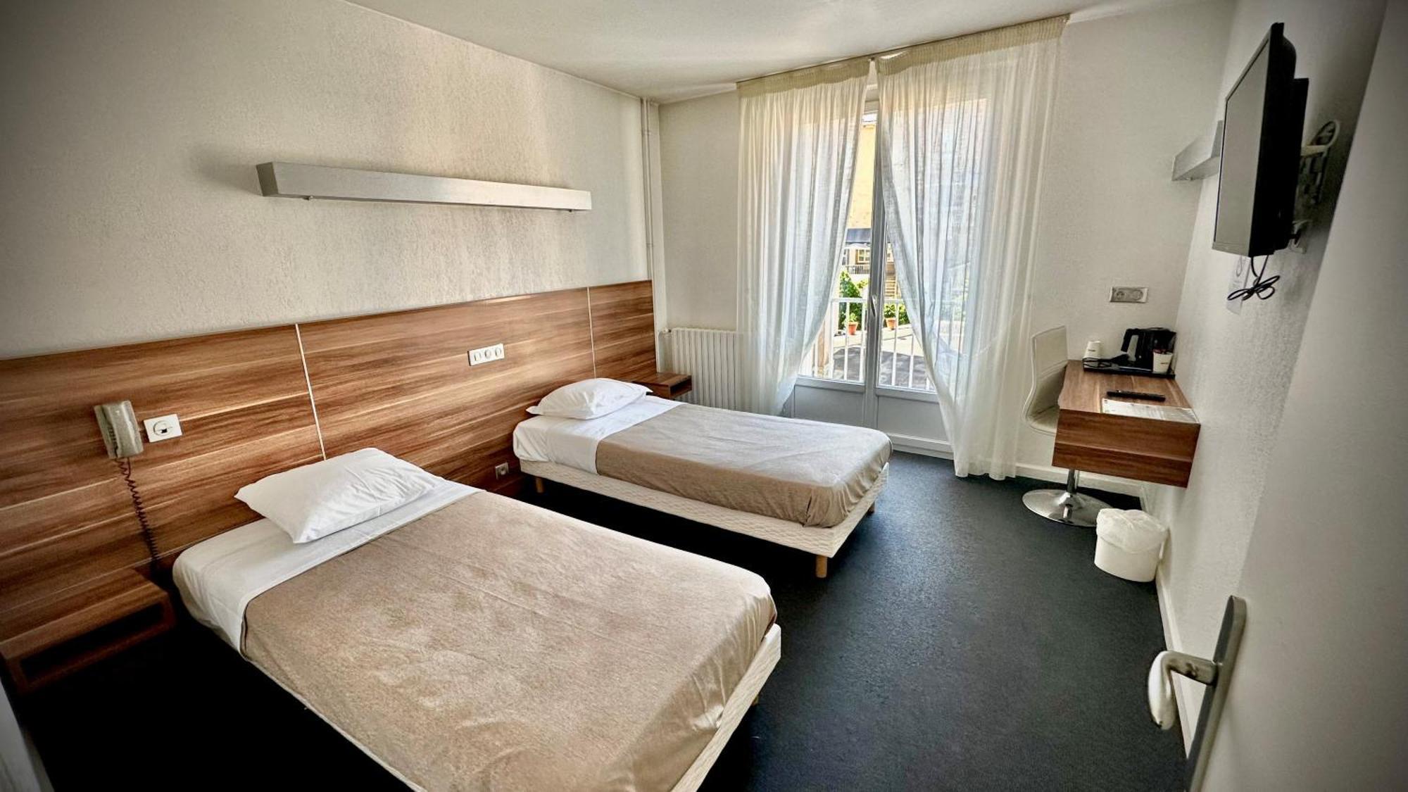 Logis Hotel Restaurant L'Europe Marvejols Dış mekan fotoğraf