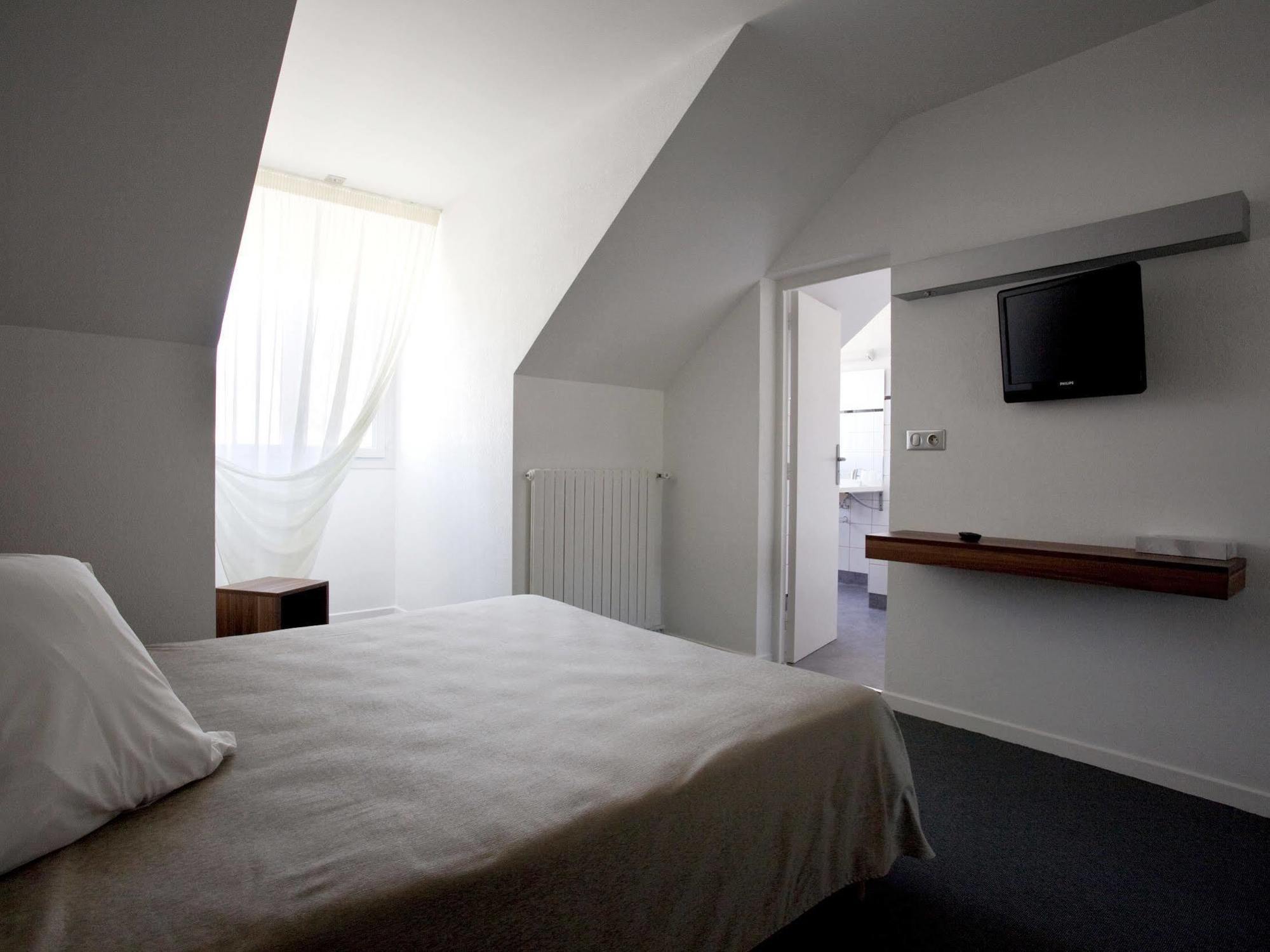 Logis Hotel Restaurant L'Europe Marvejols Dış mekan fotoğraf